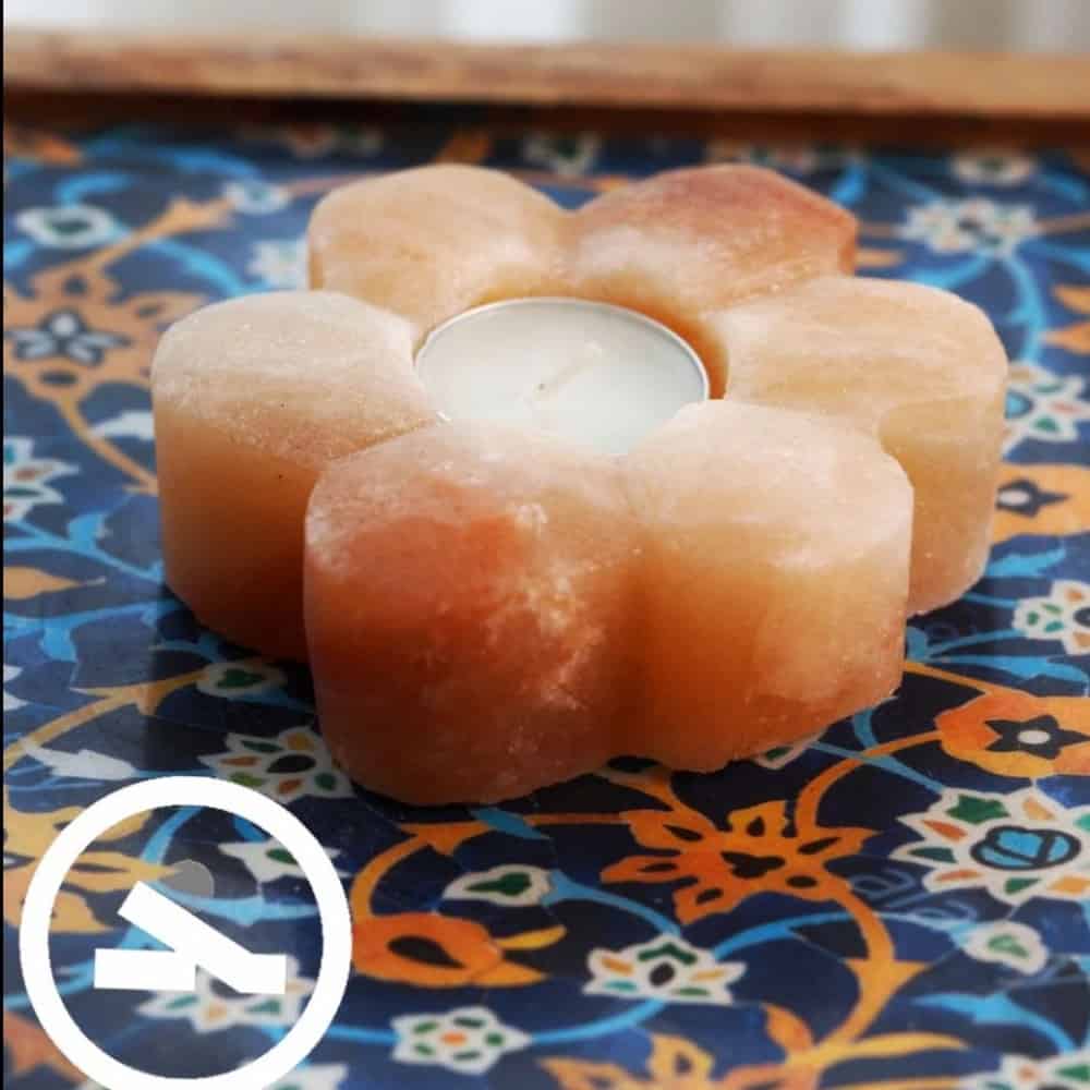 شمعدان سنگ نمک مدل گل